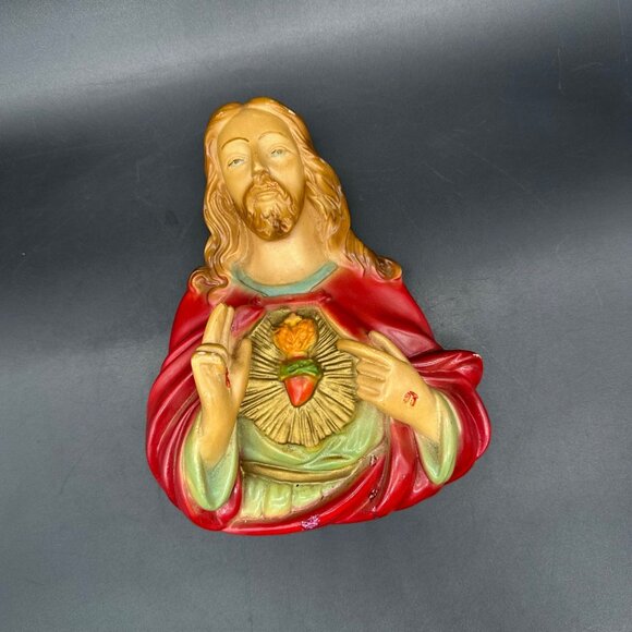 Vintage Jesus Christ Sacred Heart Chalkware Wall Hanging Religious Decor Red - Picture 1 of 12